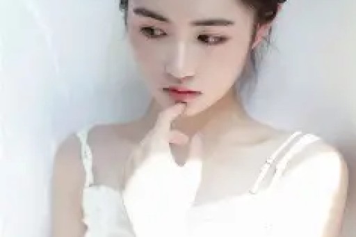 刘晓庆被指耍大牌现身河南万岁山和王婆同台全场冷脸拒讲话